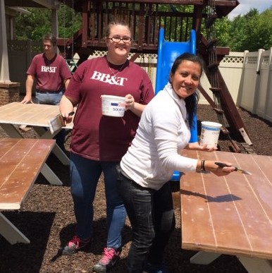 Finishing Tables at HomeAId Care Day