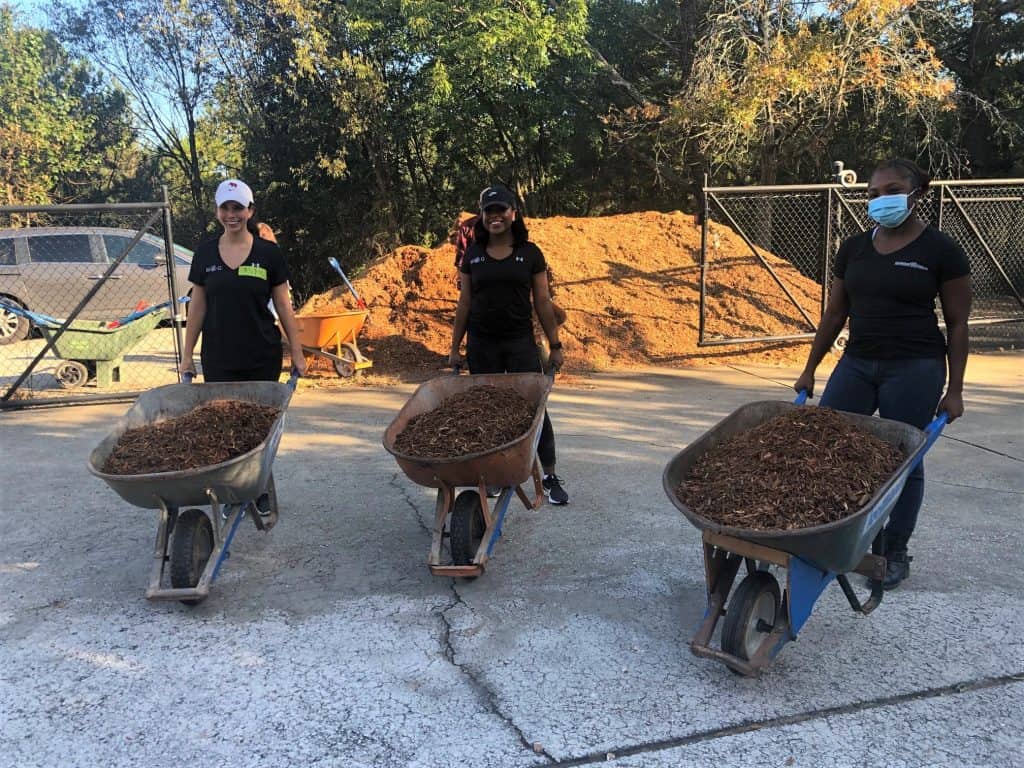 HomeAid Atlanta Care Day Volunteers