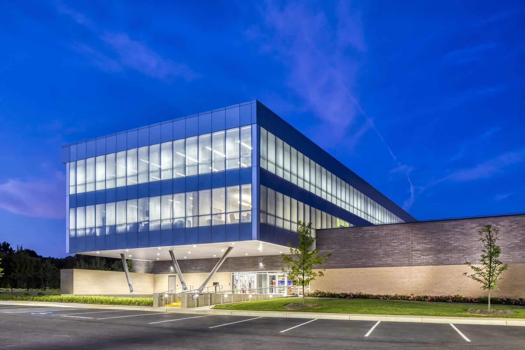 Atlanta Gas Light Regional Business Center exterior by Good Van Slyke Architecture 