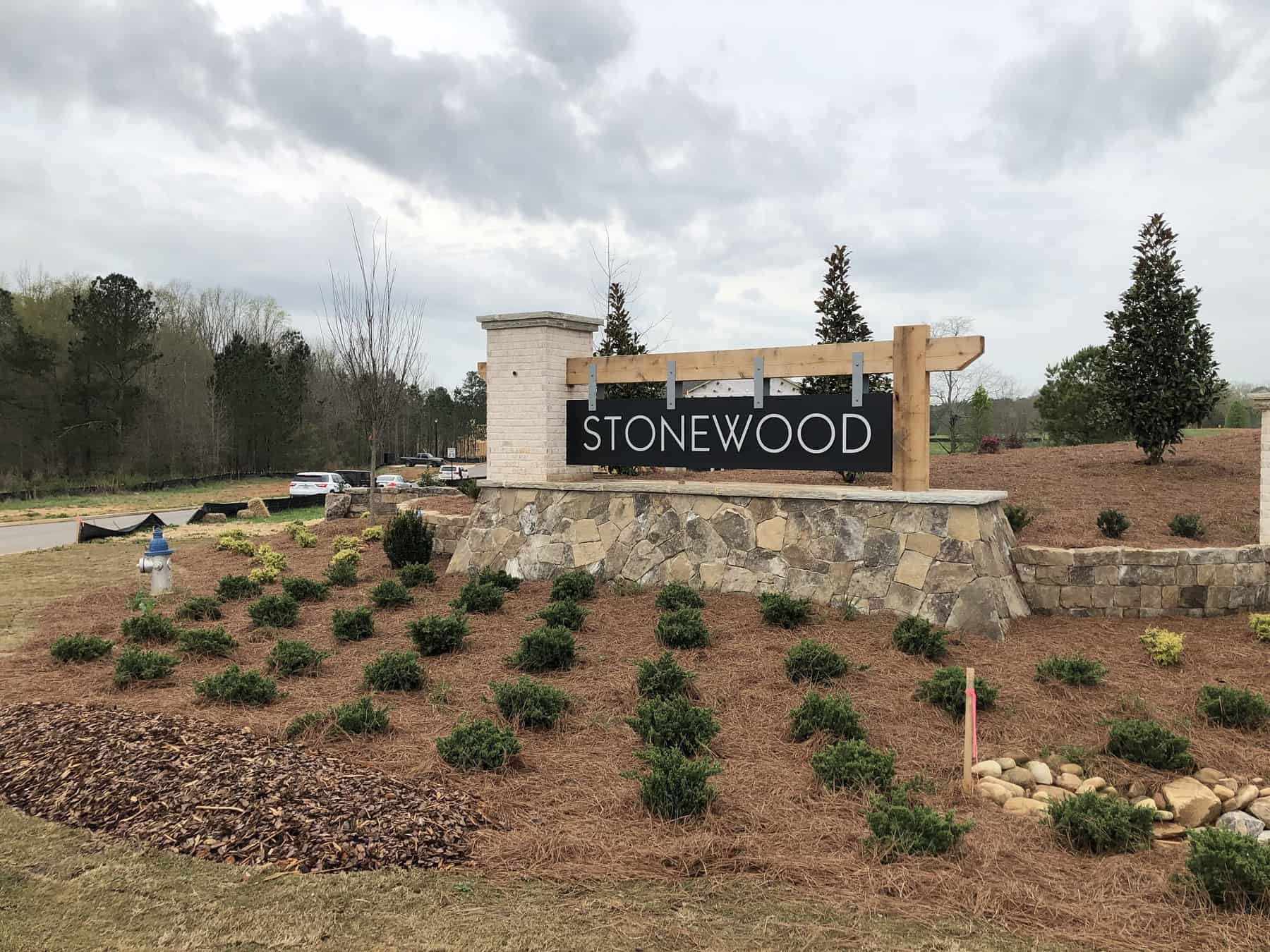 entrance monument at Stonewood in Watkinsville