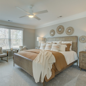 Traton Homes Bluffs at Bells Ferry owner's bedroom